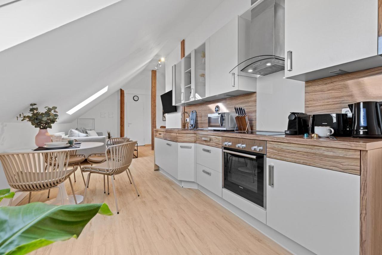 Stilvolle Wohnung: Private Dachterrasse - Zentral Augsburg Eksteriør billede